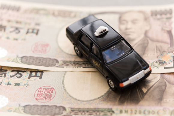 タクシー運転手の給与